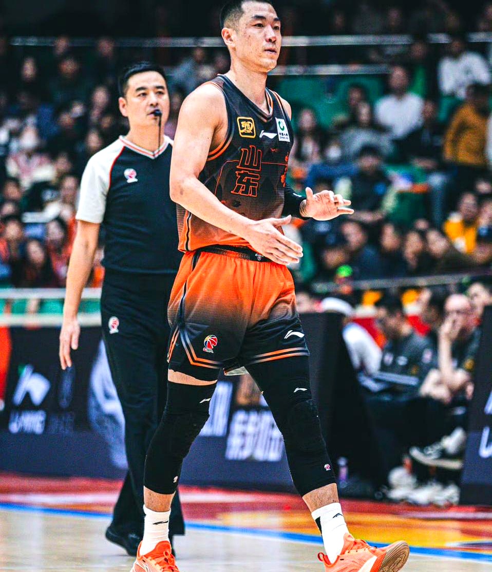 风云突变！山东男篮赛前强势反弹，足总杯版图或变，赛场秩序良好，资深球员宣示担当的简单介绍